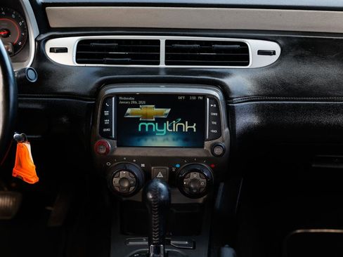 Used 2014 Chevrolet Camaro LT image 32