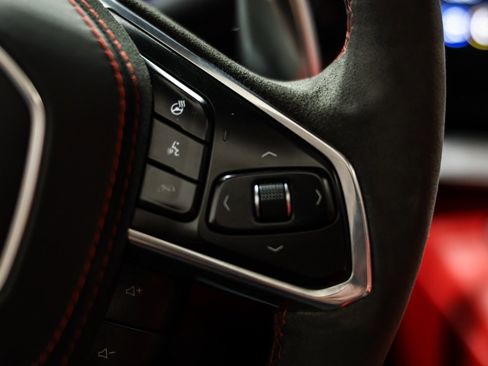 Used 2021 Chevrolet Corvette Stingray 3LT w/ Engine Appearance Package image 10