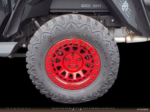 Used 2023 Jeep Gladiator Overland image 6