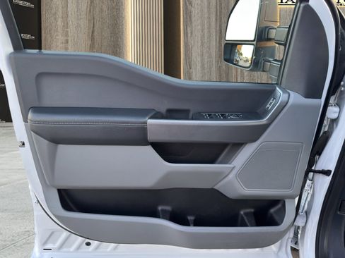 Used 2024 Ford F350 XLT image 91