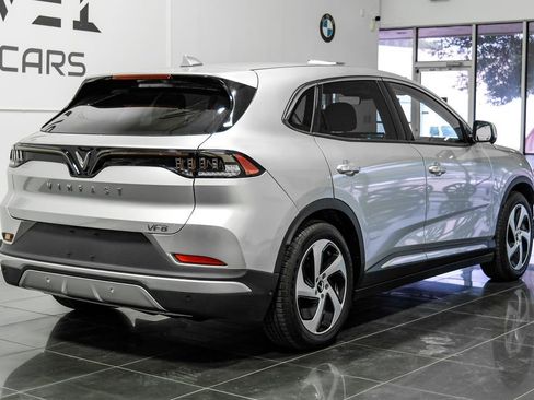 Used 2023 VinFast VF 8 Eco AWD/4WD image 10