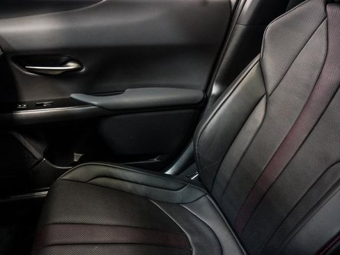 Used 2023 Lexus UX 250h F Sport image 29