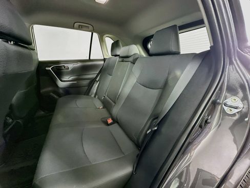 Certified 2025 Toyota RAV4 LE AWD/4WD image 23