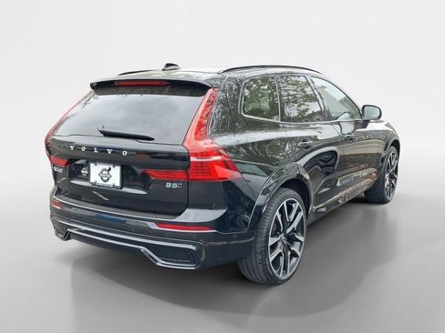 Certified 2024 Volvo XC60 B5 Ultimate w/ Climate Package AWD/4WD image 2