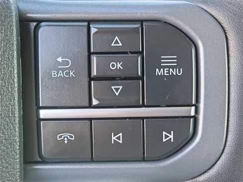 Used 2021 Ford F150 Lariat w/ Equipment Group 501A Mid image 9