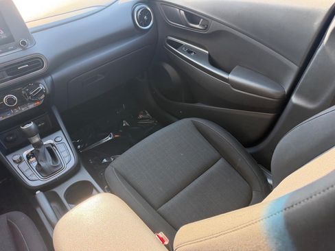Used 2023 Hyundai Kona SEL AWD/4WD image 17