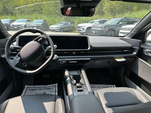 New 2025 Hyundai Ioniq 6 SEL image 16