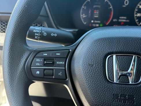 Used 2024 Honda CR-V EX image 18