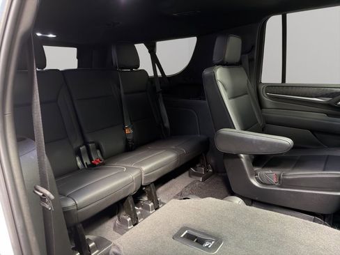 Used 2022 GMC Yukon XL Denali image 20