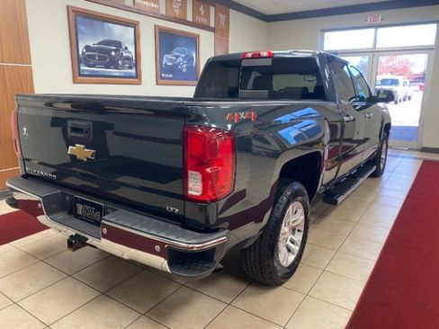 Used 2018 Chevrolet Silverado 1500 LTZ w/ LTZ Plus Package image 7