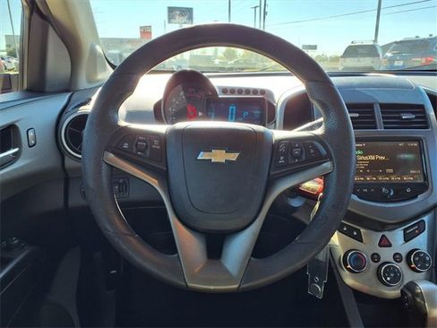 Used 2015 Chevrolet Sonic LT image 10