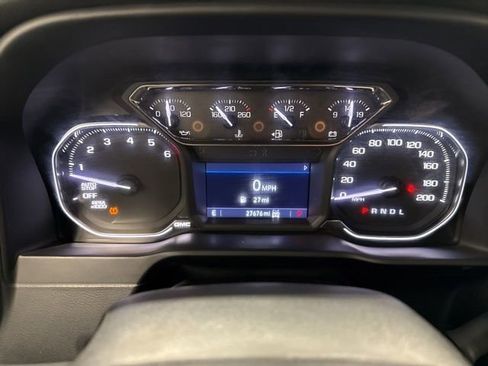 Used 2020 GMC Sierra 1500 SLE w/ X31 Off-Road Package AWD/4WD image 12