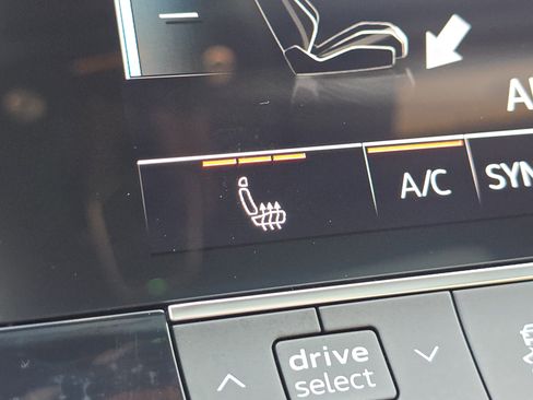 Used 2024 Audi A6 Premium Plus image 23