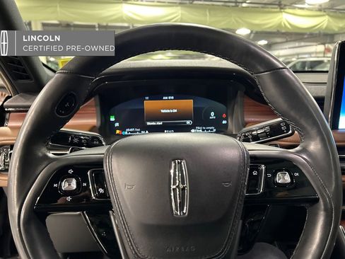 Used 2023 Lincoln Aviator Reserve w/ Equipment Group 201A image 11