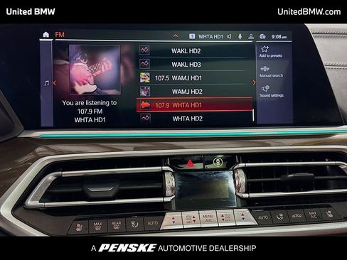 Used 2022 BMW X6 M50i w/ Executive Package image 8