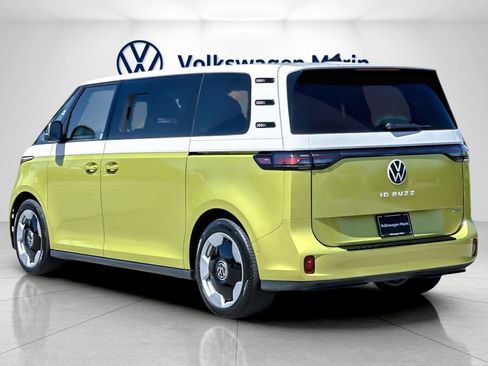New 2025 Volkswagen ID. Buzz Pro S Plus image 3