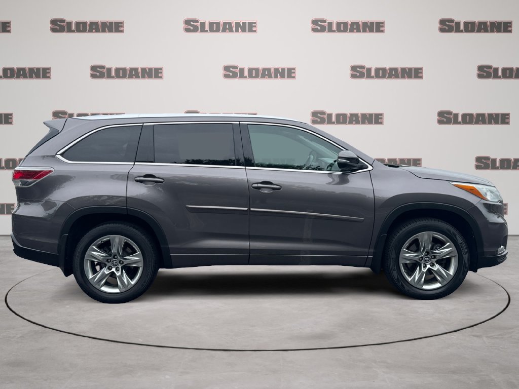 Used 2016 Toyota Highlander Limited w/ Driver Technology Package AWD/4WD image 6