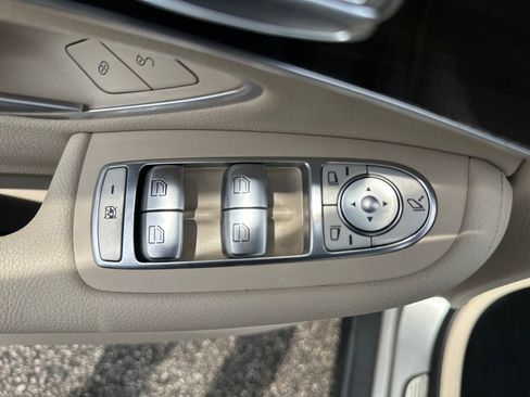 Certified 2022 Mercedes-Benz GLC 300 w/ Premium Package Lite image 27