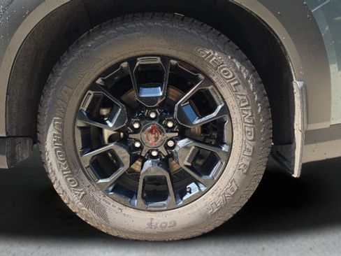 Used 2025 Nissan Armada PRO-4X AWD/4WD image 27