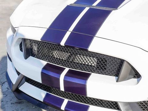 Used 2020 Ford Mustang Shelby GT350 w/ Technology Package image 6