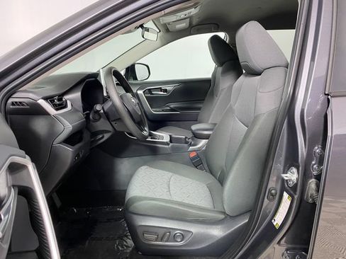 Certified 2025 Toyota RAV4 XLE AWD/4WD image 10