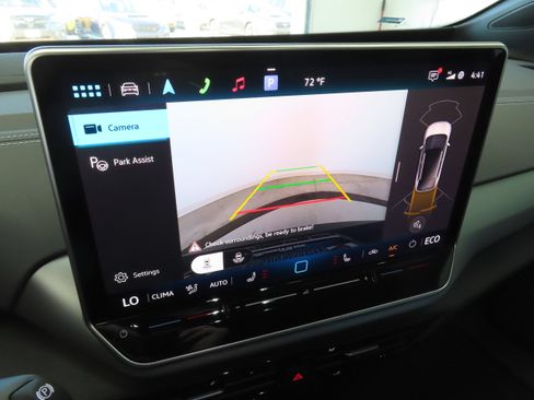 New 2026 Volkswagen ID.4 Pro RWD image 18