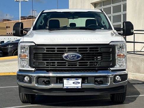 New 2026 Ford F250 XL w/ XL Chrome Package image 8
