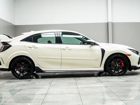 Used 2019 Honda Civic Type R image 6