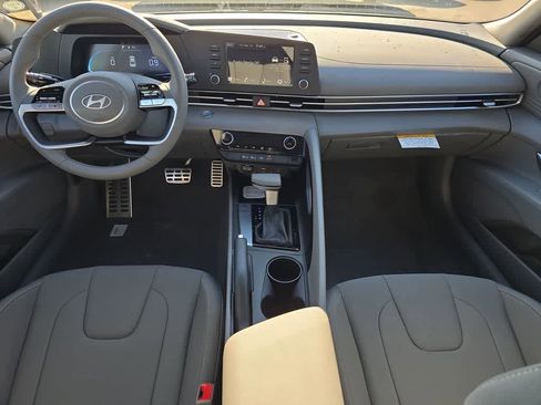 New 2026 Hyundai Elantra Sport FWD image 18