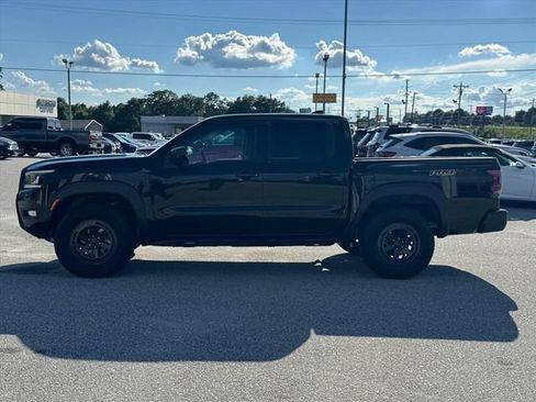 Used 2026 Nissan Frontier PRO-4X AWD/4WD image 6