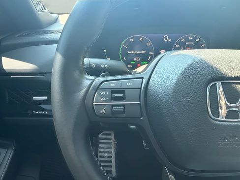 Used 2023 Honda Accord Sport image 16