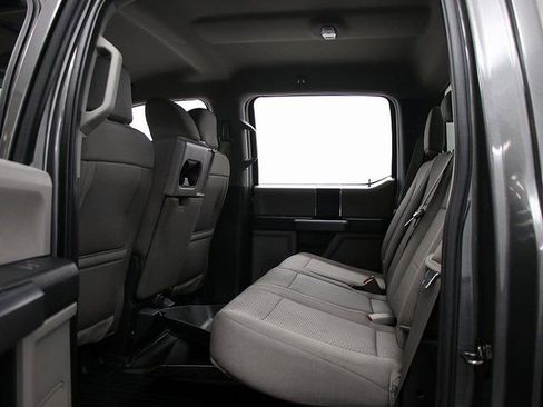 Used 2018 Ford F150 XLT image 12