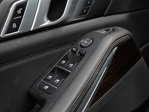 Used 2019 BMW X5 xDrive40i w/ Premium Package 2 image 8