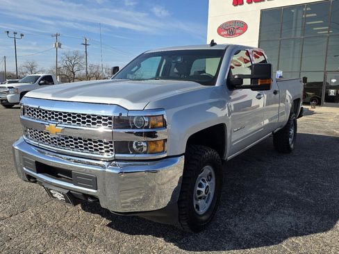 Used 2019 Chevrolet Silverado 2500 W/T image 3