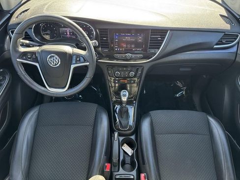 Used 2022 Buick Encore Preferred w/ Safety Package image 18