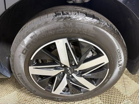 Used 2023 Kia Sorento S w/ Panoramic Sunroof Package FWD image 21