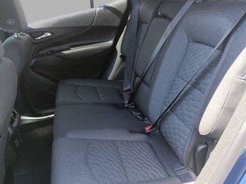 Used 2020 Chevrolet Equinox LT w/ Driver Convenience Package image 30
