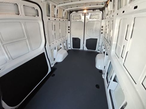 Used 2026 Mercedes-Benz Sprinter 2500 image 12