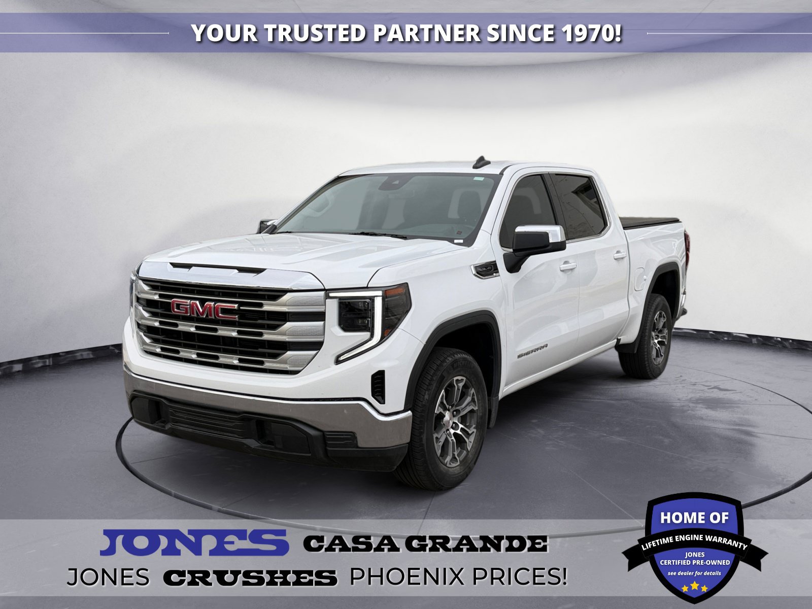 Used 2023 GMC Sierra 1500 SLE RWD image 1
