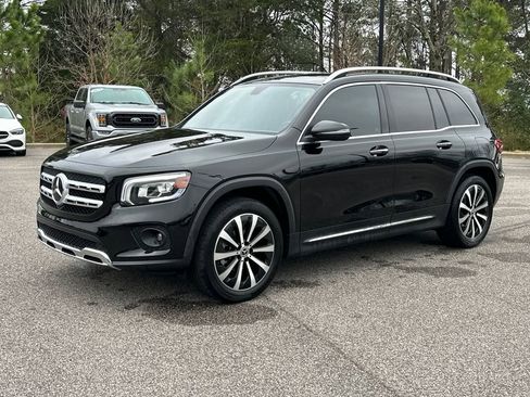 Used 2023 Mercedes-Benz GLB 250 4MATIC image 5