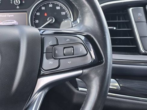 Used 2023 Buick Enclave Essence FWD image 27