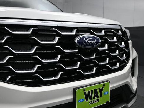 New 2026 Ford Explorer Platinum w/ LUX Leather Package AWD/4WD image 5