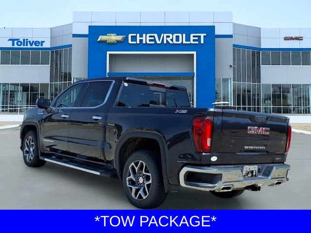 Used 2023 GMC Sierra 1500 SLT w/ SLT Premium Package AWD/4WD image 3