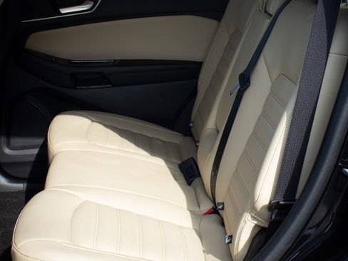 Used 2020 Ford Edge SEL AWD/4WD image 27