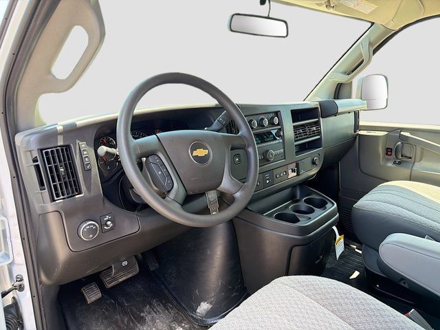 New 2026 Chevrolet Express 2500 w/ Driver Convenience Package RWD image 9