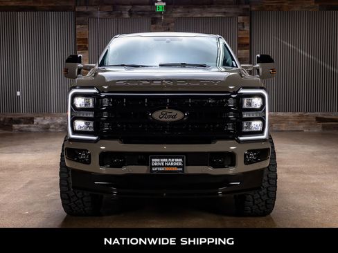 Used 2026 Ford F350 King Ranch w/ Chrome Package image 4