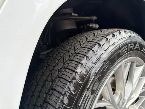 Used 2024 Jeep Grand Cherokee Summit AWD/4WD image 14