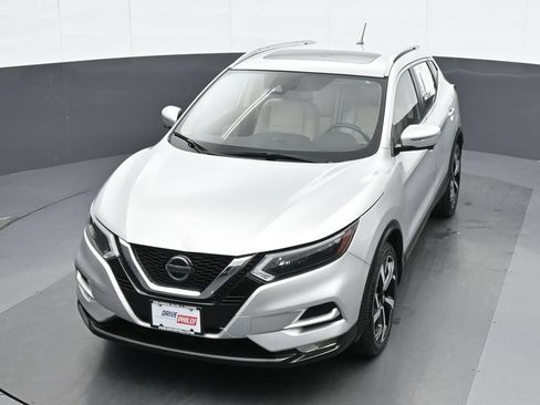 Used 2021 Nissan Rogue Sport SL w/ Premium Package AWD/4WD image 16
