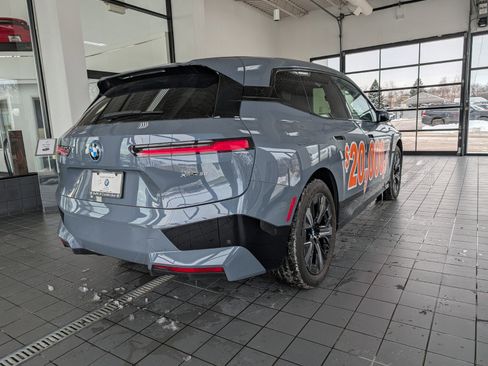 Used 2024 BMW iX xDrive50 w/ Premium Package image 2