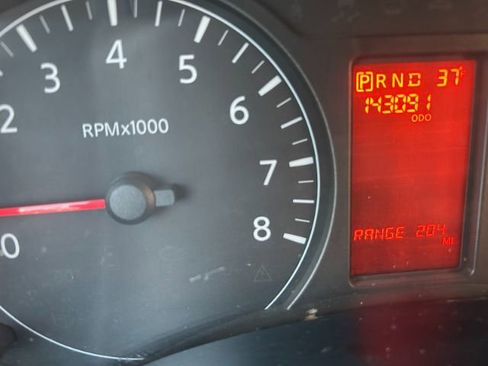 Used 2013 Nissan NV 3500 SV w/ Technology Pkg image 36